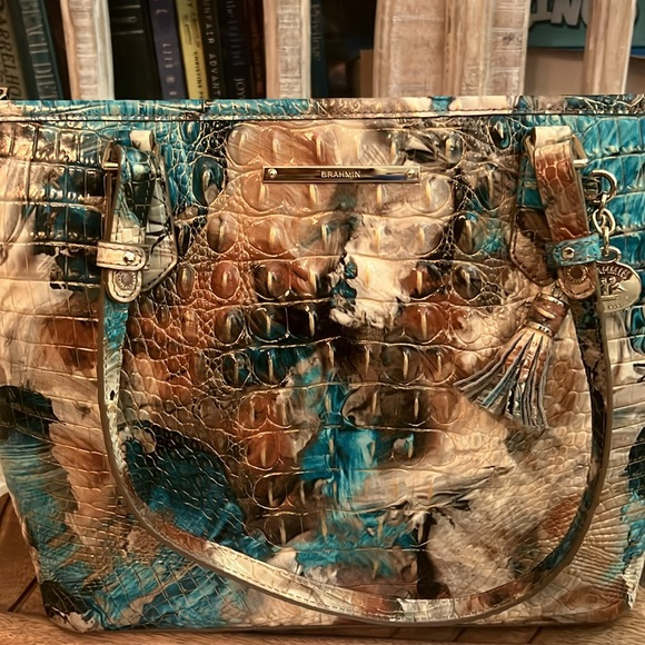 Brahmin Bird of Paradise Handbag and Walet - Picture 3 of 14